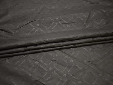 Подкладочная серая ткань с надписью ГЕ4103