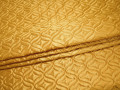 Подкладка стеганая золотая из полиэстера ДГ414