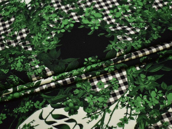 Плательная зеленая черная ткань цветы полиэстер ЕБ34