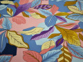 Плательная персиковая голубая ткань листья полиэстер ЕВ37