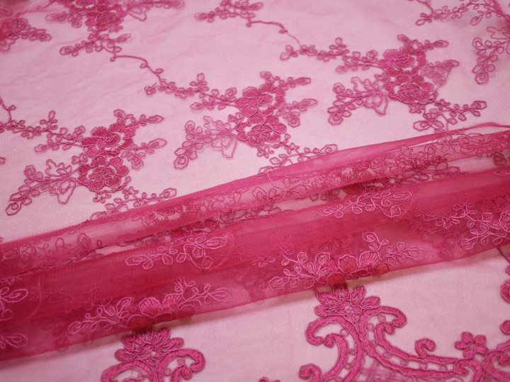 Сетка розовая с вышивкой цветочный узор полиэстер ГВ443