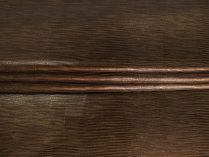 Кожзаменитель обивочный фактурный коричневый ДМ310