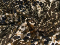 Плательная оливковая хаки ткань абстракция ЕБ680